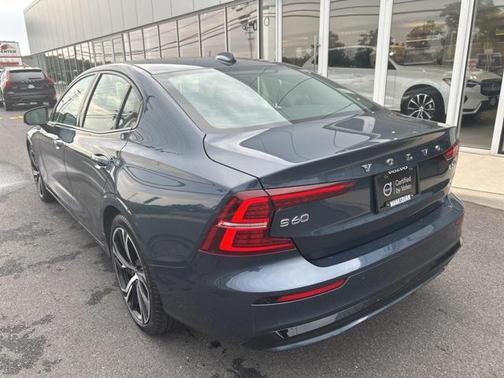 2025 Volvo S60 B5 Core