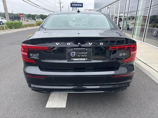 2025 Volvo S60 B5 Plus
