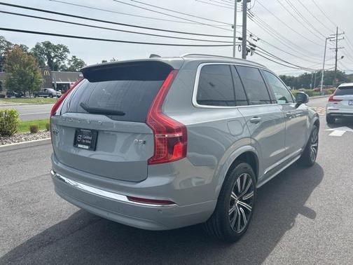 2024 Volvo XC90 B5 Core Bright Theme