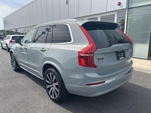2024 Volvo XC90 B5 Core Bright Theme