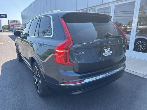 2024 Volvo XC90 B6 Ultimate Bright Theme 7-Seater