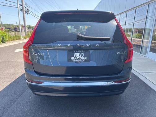2024 Volvo XC90 B6 Ultimate Bright Theme 7-Seater