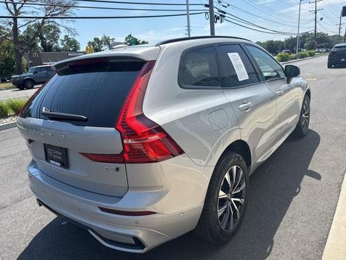2025 Volvo XC60 Plus