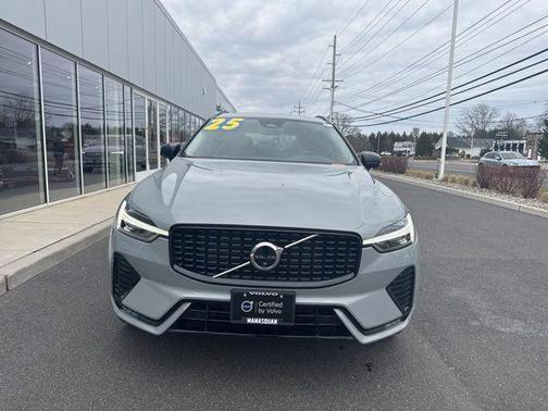 2025 Volvo XC60 B5 Plus