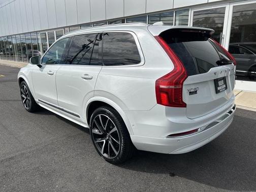 2023 Volvo XC90 B6 Plus 7-Seater