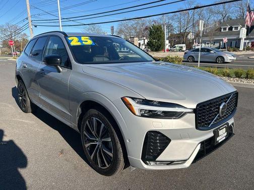 2025 Volvo XC60 B5 Plus