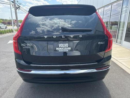 2024 Volvo XC90 B6 Plus Bright Theme 7-Seater