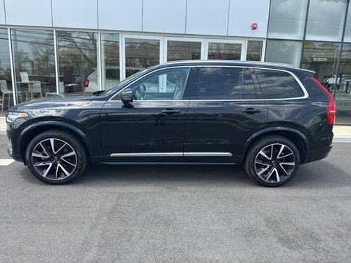 2024 Volvo XC90 B6 Plus Bright Theme 7-Seater