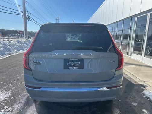 2025 Volvo XC90 B6 Plus 7-Seater