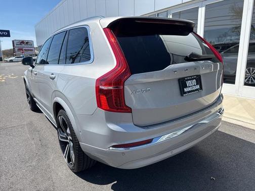 2024 Volvo XC90 B6 Ultimate Bright Theme 7-Seater