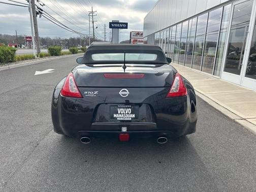 2017 Nissan 370Z Touring