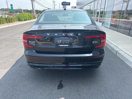 2025 Volvo S60 B5 Plus