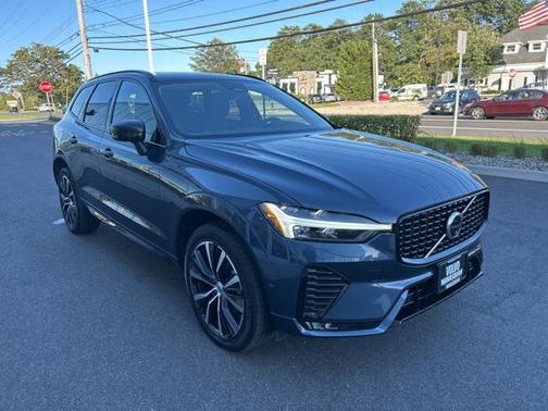 2025 Volvo XC60 B5 Plus