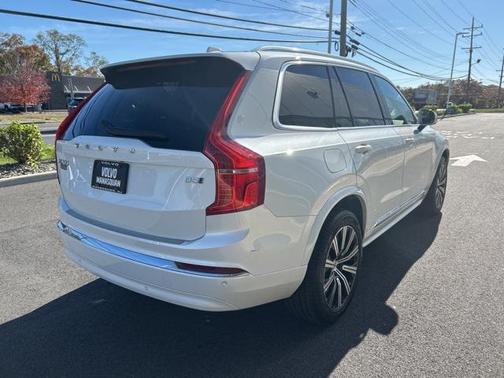 2024 Volvo XC90 B5 Core Bright Theme