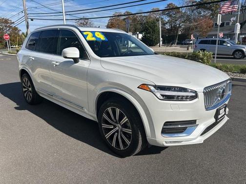 2024 Volvo XC90 B5 Core Bright Theme