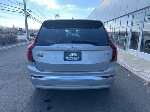 2025 Volvo XC90 B6 Plus 7-Seater