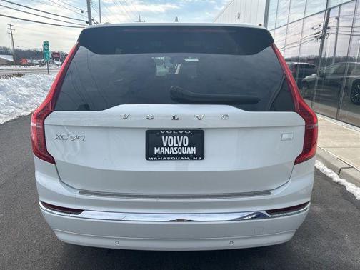 2023 Volvo XC90 Recharge Plug-In Hybrid T8 Plus Bright Theme 7-Seater
