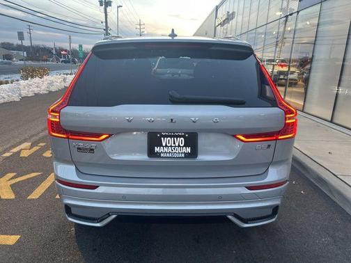 2025 Volvo XC60 B5 Plus