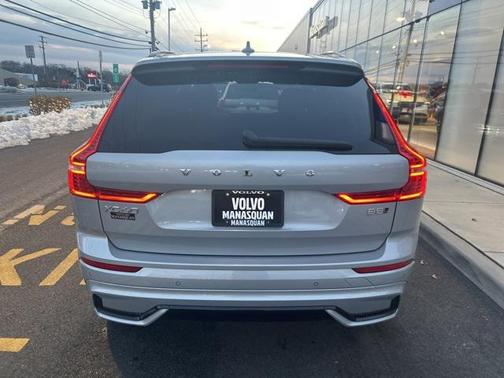 2025 Volvo XC60 B5 Plus