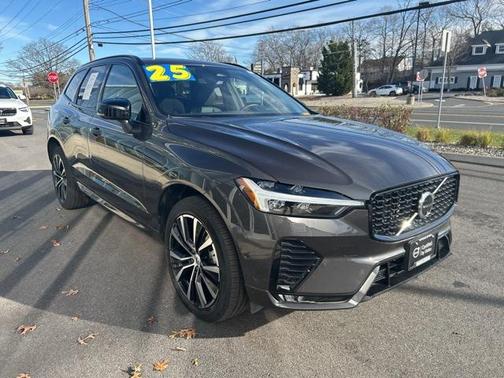 2025 Volvo XC60 B5 Plus