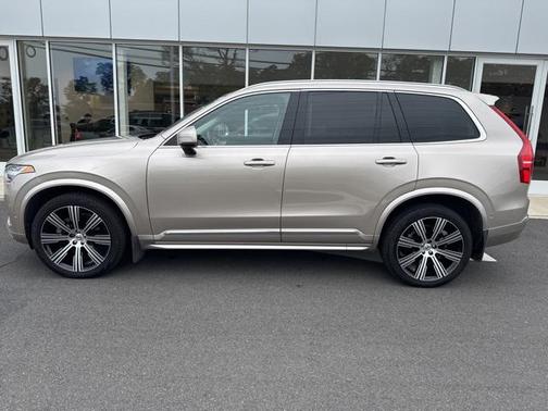 2023 Volvo XC90 B6 Ultimate 7-Seater