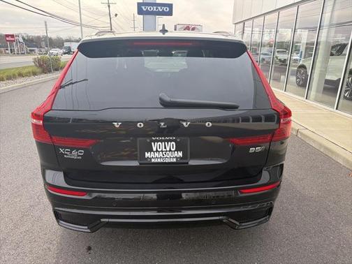 2025 Volvo XC60 B5 Plus
