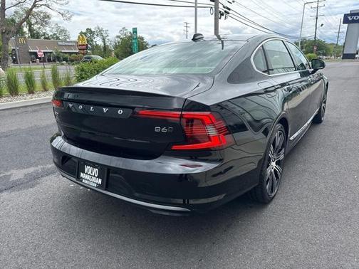 2022 Volvo S90 B6 Inscription