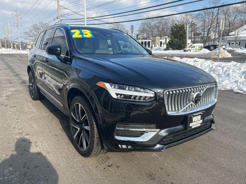 2023 Volvo XC90 B6 Plus 6-Seater