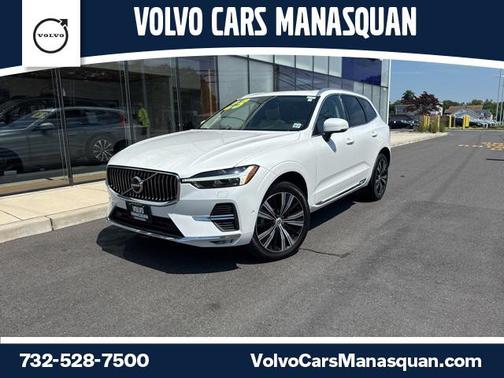 2023 Volvo XC60 B5 Plus Bright Theme