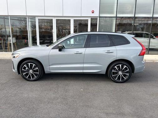 2025 Volvo XC60 B5 Plus