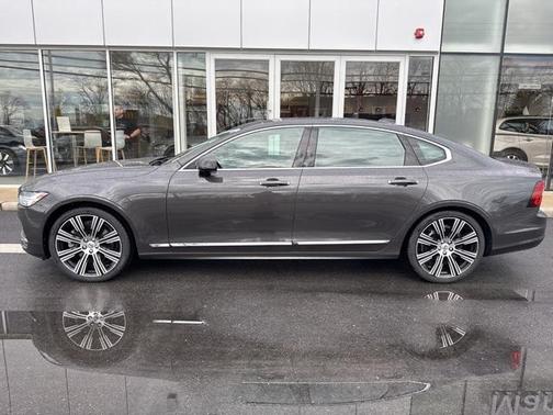2022 Volvo S90 B6 Inscription