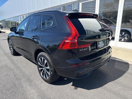 2025 Volvo XC60 B5 Plus