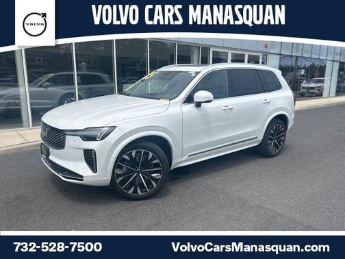 Crystal White Metallic 2025 Volvo XC90 B6 Plus 7-Seater