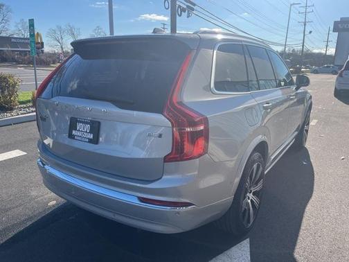 2024 Volvo XC90 B5 Plus Bright Theme