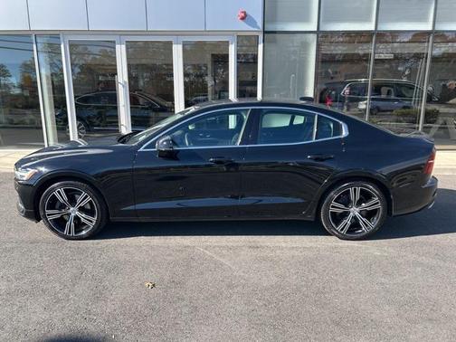 2021 Volvo S60 T5