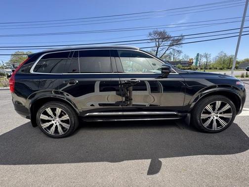 2022 Volvo XC90 T6 Inscription
