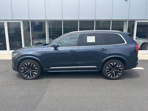 Denim Blue Metallic 2025 Volvo XC90 B6 Plus 7-Seater