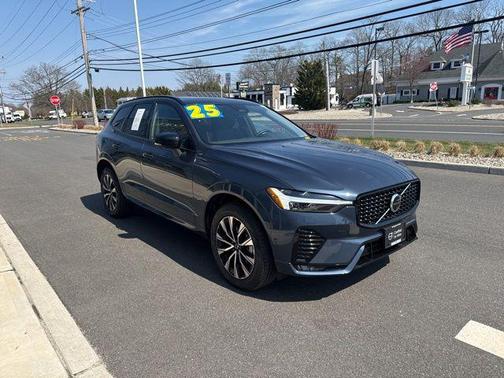 Denim Blue Metallic 2025 Volvo XC60 B5 Plus