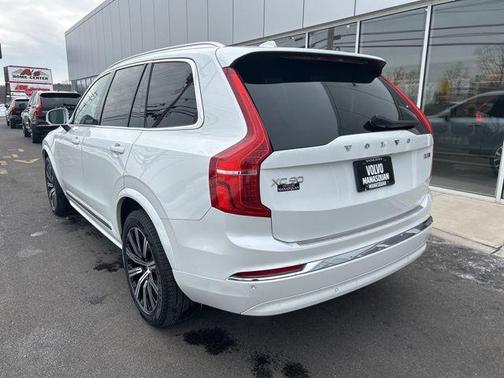 2024 Volvo XC90 B5 Core Bright Theme