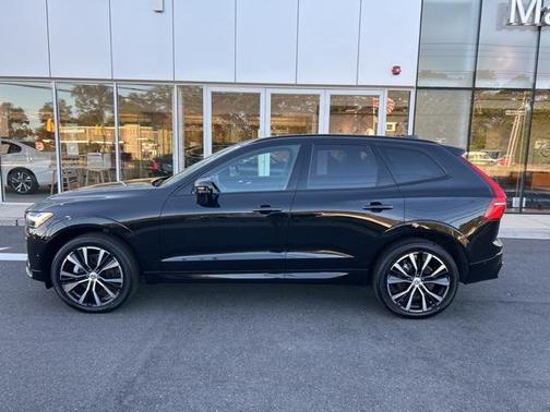 2025 Volvo XC60 B5 Plus