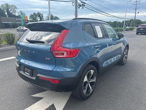 Fjord Blue Metallic 2025 Volvo XC40 B5 Plus Dark Theme