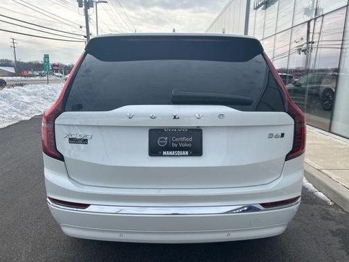 2025 Volvo XC90 B6 Plus 7-Seater