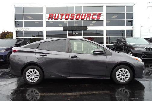 2017 Toyota Prius Two