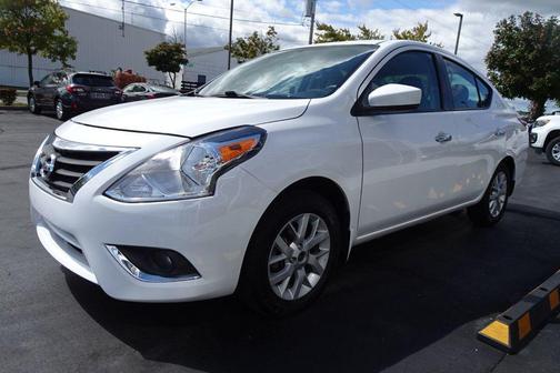 2019 Nissan Versa 1.6 SV