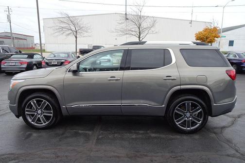 2019 GMC Acadia Denali