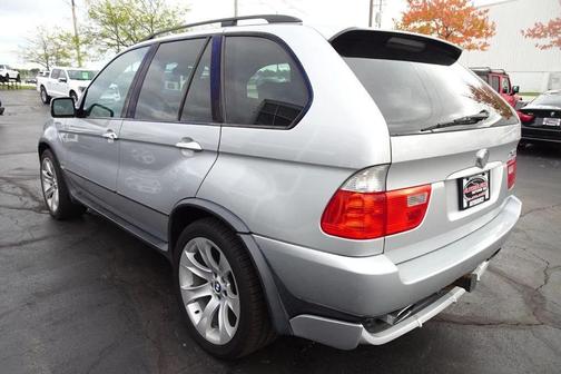 2004 BMW X5 4.8is
