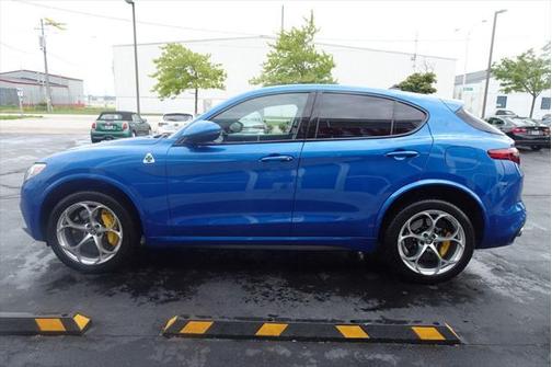 2020 Alfa Romeo Stelvio Quadrifoglio
