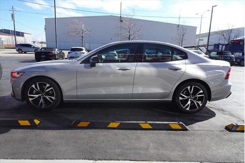 2025 Volvo S60 B5 Core