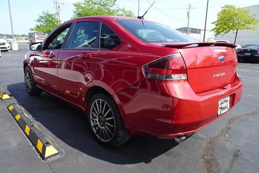 2010 Ford Focus SES