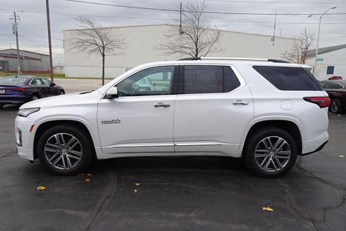 2023 Chevrolet Traverse High Country
